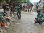 Semangat Satgas TMMD Ke-129 dalam Proyek Rabat Beton di Polewali Semangat Satgas TMMD Ke-129 dalam Proyek Rabat Beton di Polewali