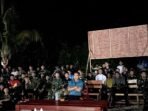 Solidaritas Prajurit Terbangun Melalui Nonton Bareng ASEAN Cup di Supiori Solidaritas Prajurit Terbangun Melalui Nonton Bareng ASEAN Cup di Supiori