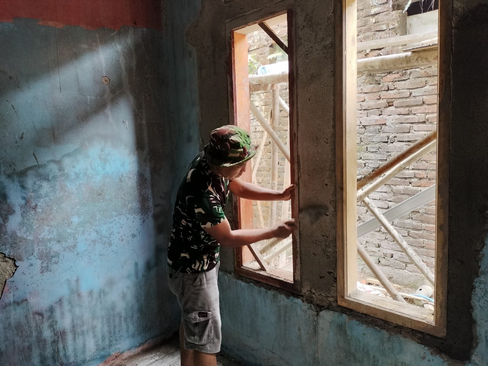 Kodim 0510/Tigaraksa Luncurkan Inisiatif Perbaikan Rumah untuk Masyarakat Jayanti
